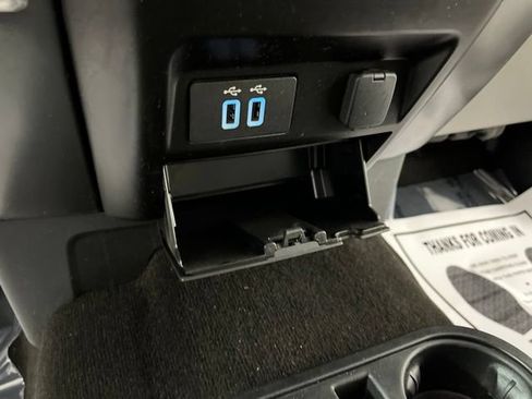 Used 2018 Ford F150 XLT w/ Equipment Group 302A Luxury AWD/4WD image 30