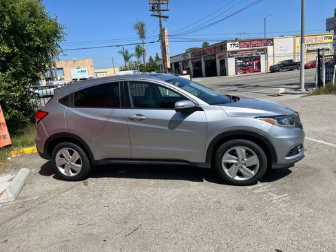 Used 2020 Honda HR-V EX image 4