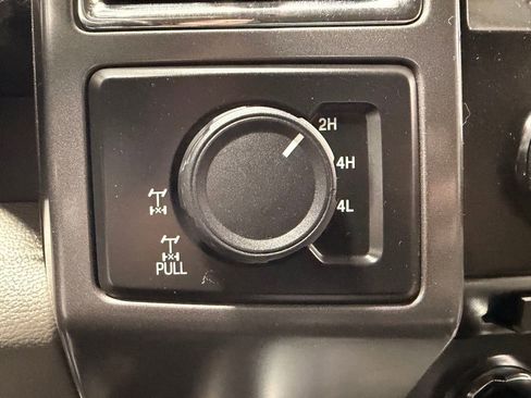 Used 2015 Ford F150 XLT w/ Equipment Group 302A Luxury image 34