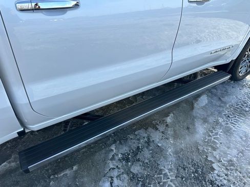 Used 2025 GMC Sierra 1500 Denali Ultimate AWD/4WD image 24