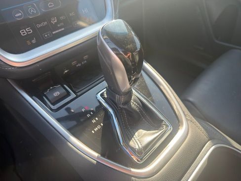 Used 2020 Subaru Outback Limited w/ Popular Package #2 image 30