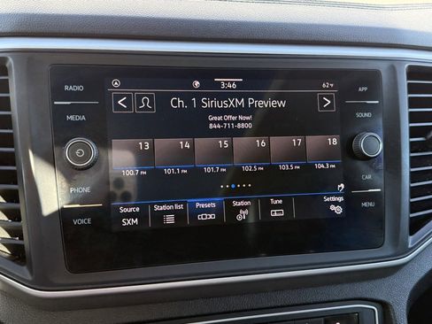 Used 2021 Volkswagen Atlas SE image 11