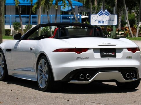 Used 2016 Jaguar F-TYPE R AWD/4WD image 12