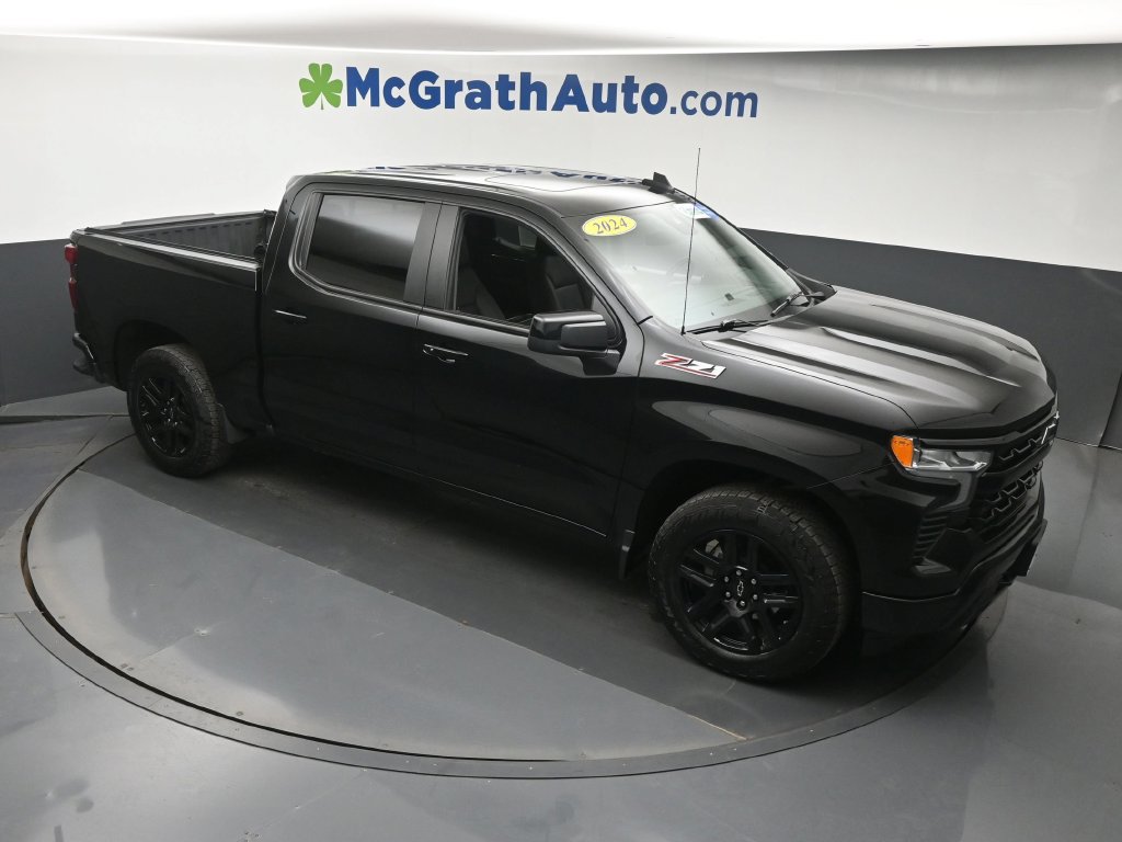 Used 2024 Chevrolet Silverado 1500 RST w/ Convenience Package II AWD/4WD image 3