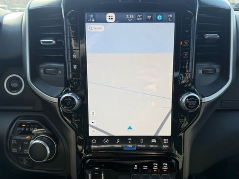 Used 2023 RAM 1500 Big Horn image 13