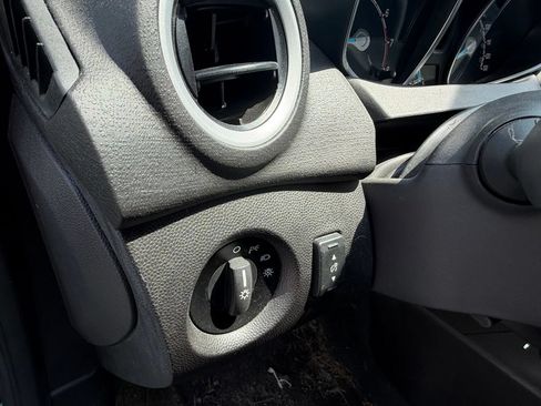 Used 2017 Ford Fiesta SE FWD image 13