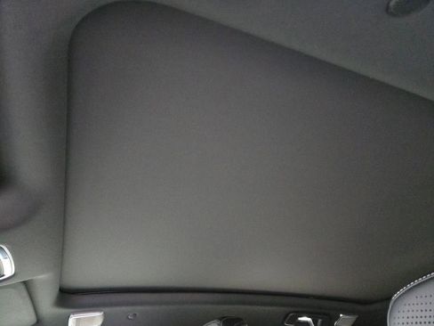 New 2026 Cadillac Lyriq Premium Luxury image 9