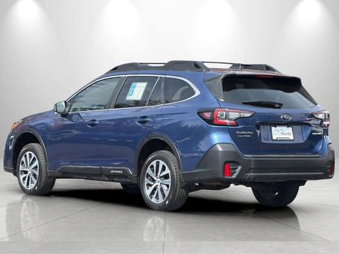Used 2021 Subaru Outback Premium AWD/4WD image 6