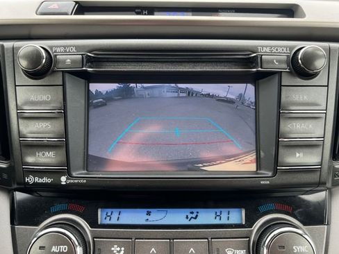 Used 2015 Toyota RAV4 XLE image 24