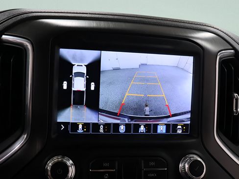 Used 2023 GMC Sierra 2500 AT4 w/ AT4 Premium Plus Package AWD/4WD image 12