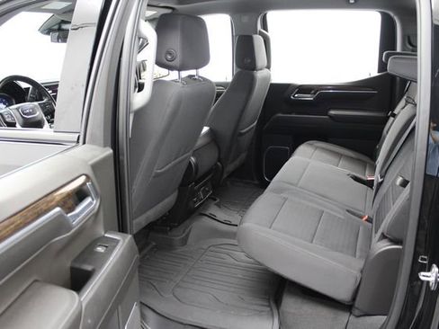 Used 2022 GMC Sierra 1500 Elevation w/ LPO, Elevation Black Package AWD/4WD image 16