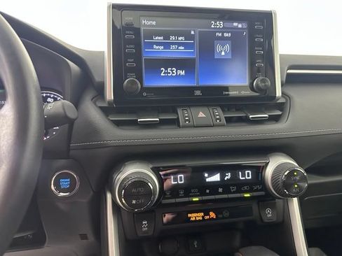 Used 2021 Toyota RAV4 XLE Premium w/ Carpet Mat Package (TMS) FWD image 28