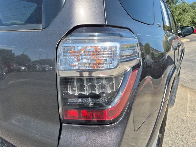 Used 2016 Toyota 4Runner SR5 RWD image 28