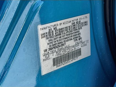Used 2025 Nissan Kicks SR FWD image 14