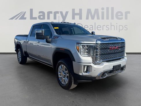 Used 2022 GMC Sierra 3500 Denali w/ Denali Ultimate Package image 7