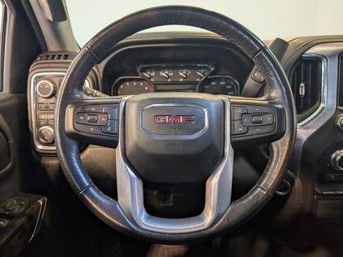 Used 2022 GMC Sierra 1500 Elevation image 19
