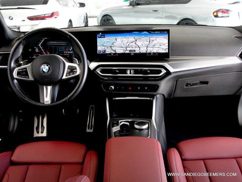 Used 2023 BMW 330i Sedan w/ M Sport Package RWD image 17