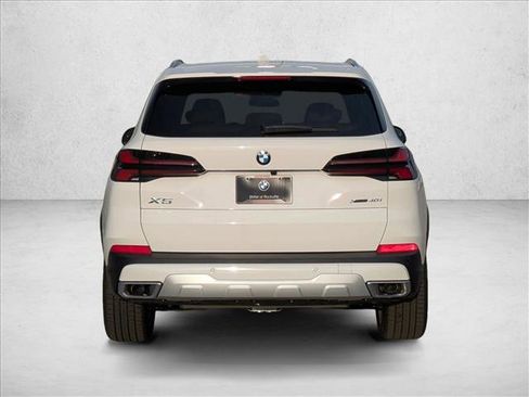Used 2026 BMW X5 xDrive40i w/ Climate Comfort Package AWD/4WD image 8