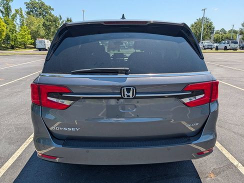 Used 2024 Honda Odyssey Elite image 25