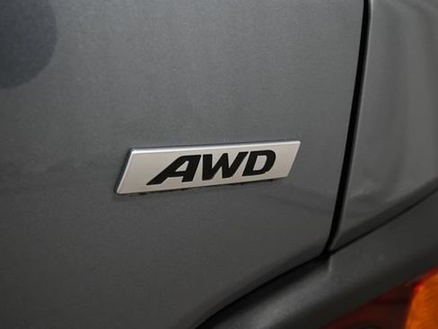 Used 2019 Hyundai Kona SE AWD/4WD image 18