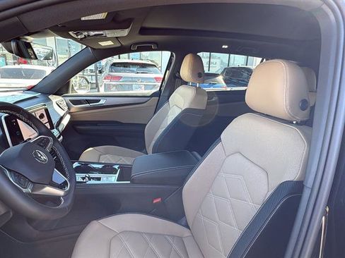 New 2026 Volkswagen Atlas Cross Sport SE FWD image 14