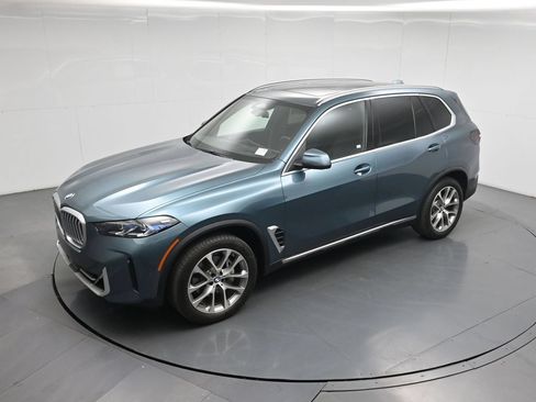 Used 2024 BMW X5 sDrive40i w/ Premium Package RWD image 44