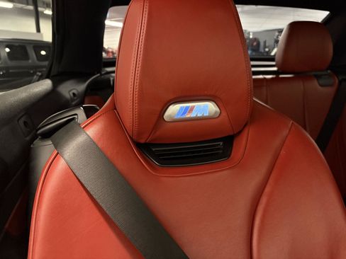 Used 2017 BMW M4 Convertible RWD image 49