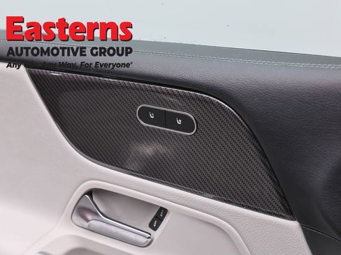 Used 2022 Mercedes-Benz GLB 250 4MATIC w/ AMG Line image 20