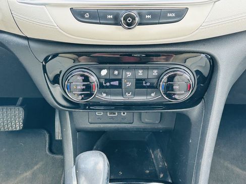 Used 2021 Buick Encore GX Select w/ Experience Buick Package FWD image 22