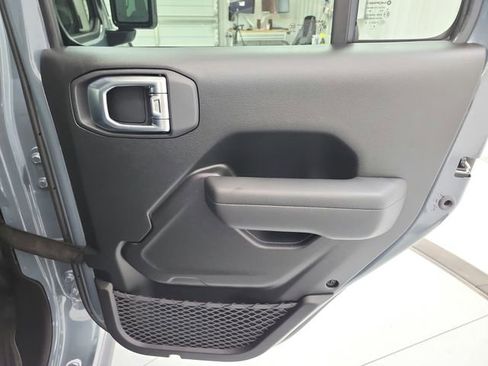 New 2026 Jeep Gladiator Willys image 27