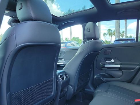 Certified 2025 Mercedes-Benz GLA 250 image 14