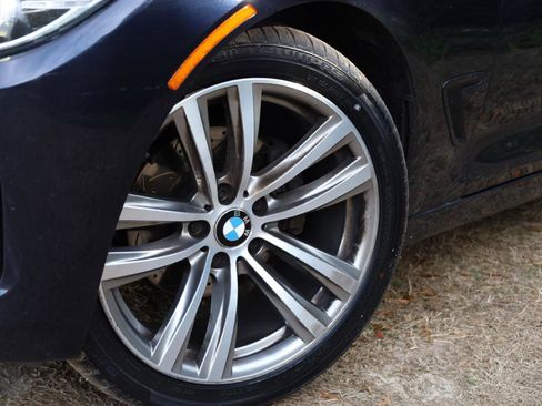 Used 2017 BMW 330i Gran Turismo xDrive image 28