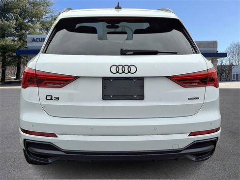 Used 2022 Audi Q3 2.0T Premium Plus w/ Premium Plus Package image 5