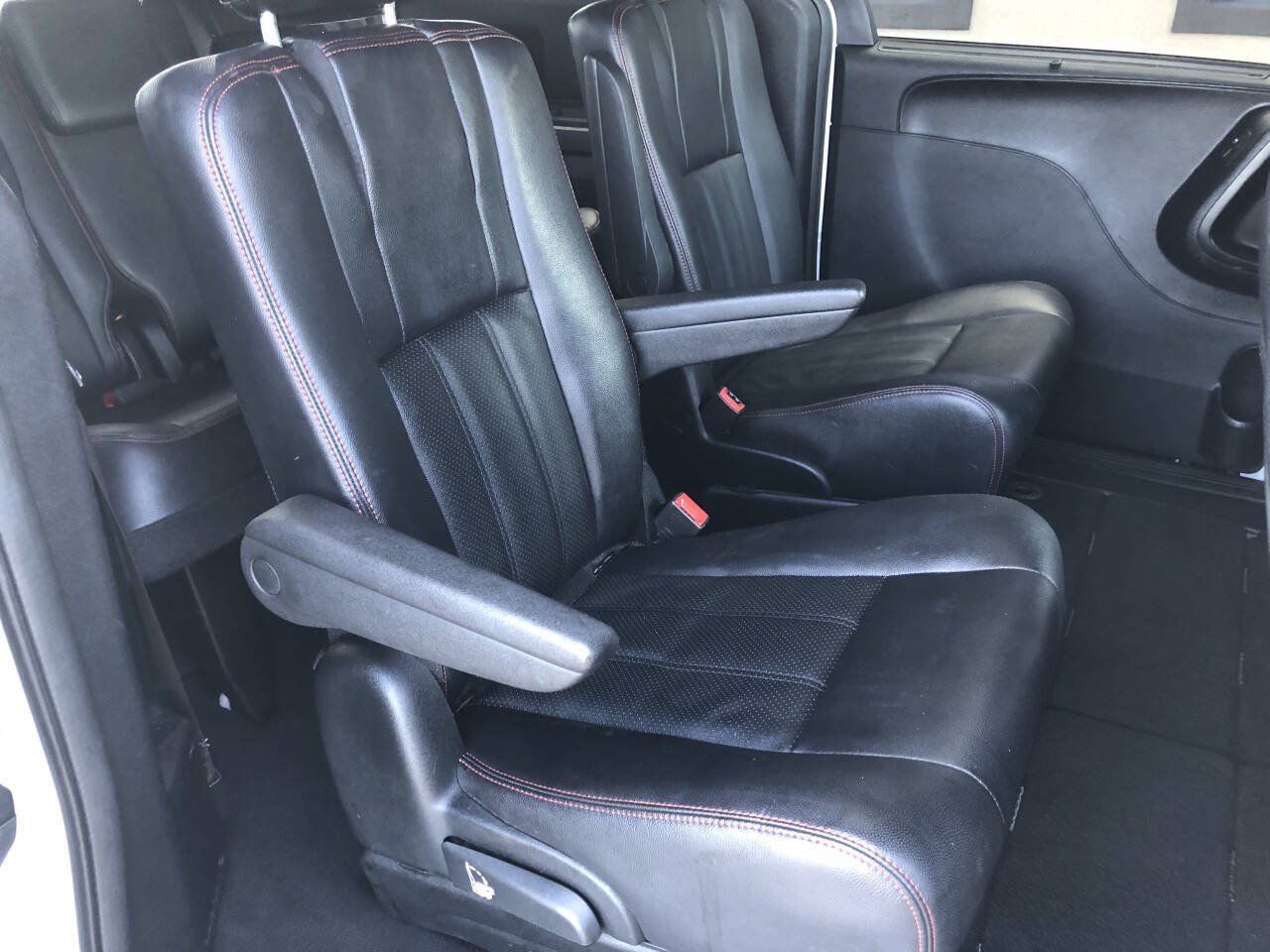 Used 2019 Dodge Grand Caravan GT FWD image 8