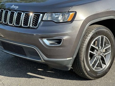 Used 2019 Jeep Grand Cherokee Limited AWD/4WD image 8