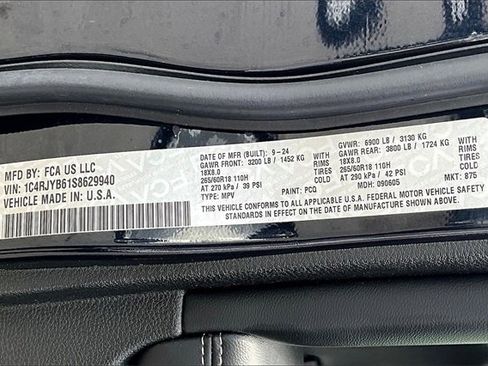 Used 2025 Jeep Grand Cherokee Limited 4xe image 35