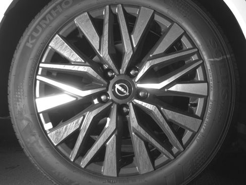 Used 2026 Nissan Altima 2.5 SV FWD image 18