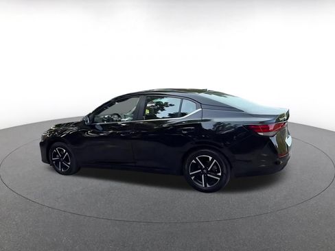 Used 2025 Nissan Sentra SV FWD image 11