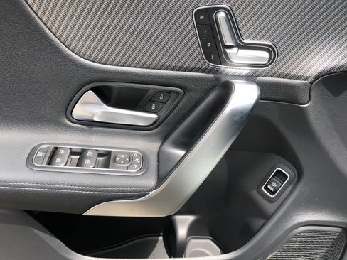 New 2025 Mercedes-Benz CLA 250 4MATIC image 12
