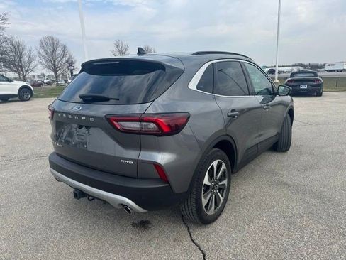 Certified 2024 Ford Escape Platinum w/ Class II Trailer Tow Package AWD/4WD image 8