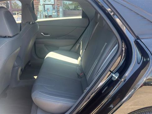 Used 2021 Hyundai Elantra SEL w/ Convenience Package FWD image 20