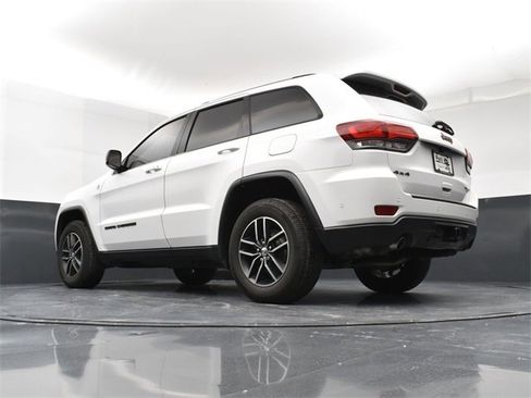 Used 2017 Jeep Grand Cherokee Trailhawk w/ Trailhawk Luxury Group image 22