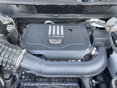 Certified 2025 Cadillac XT6 Luxury image 33