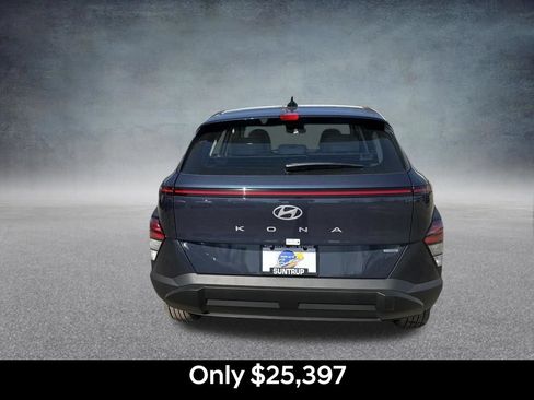 Used 2026 Hyundai Kona SE AWD/4WD image 4