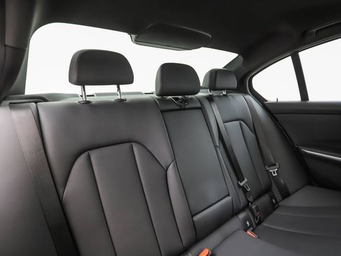 Used 2019 BMW 330i xDrive Sedan AWD/4WD image 28