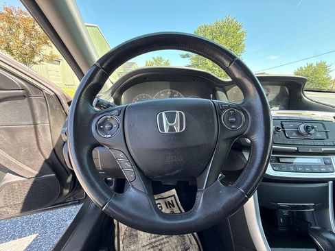Used 2013 Honda Accord Sport image 18