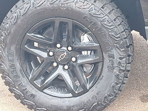 New 2026 Chevrolet Silverado 1500 Custom Trail Boss image 13