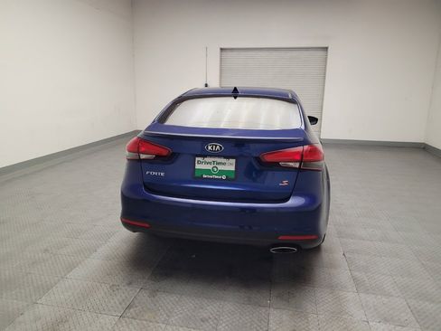 Used 2018 Kia Forte S w/ S Technology Plus Package FWD image 7