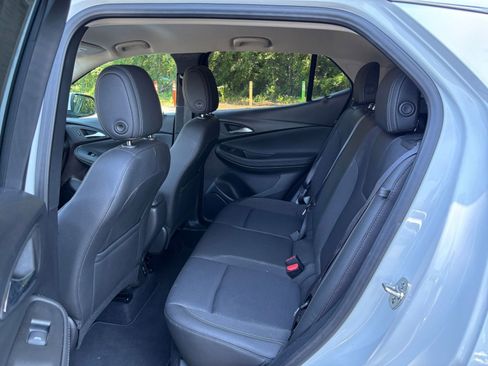 Used 2025 Buick Encore GX Preferred FWD image 24