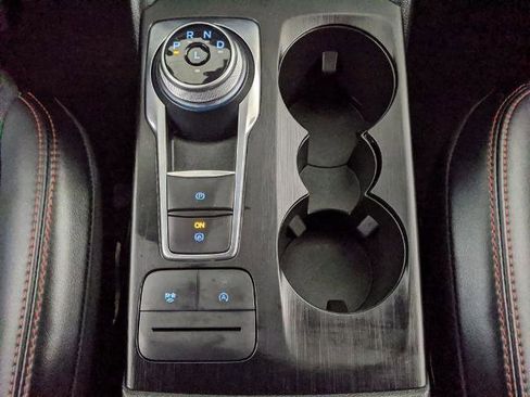 Certified 2025 Ford Escape ST-Line image 9